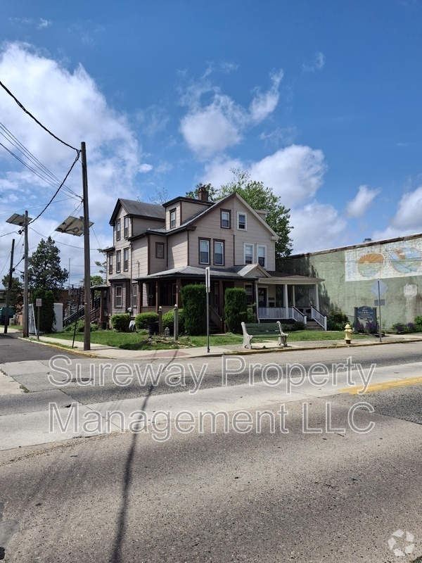 Building Photo - 878 Haddon Ave