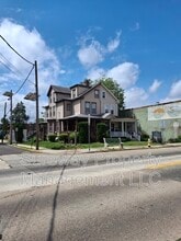 Building Photo - 878 Haddon Ave