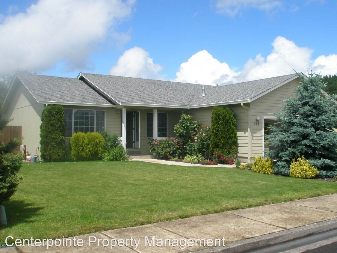 3 br, 2 bath House 102 Montclair Dr. House Rental in Sutherlin, OR