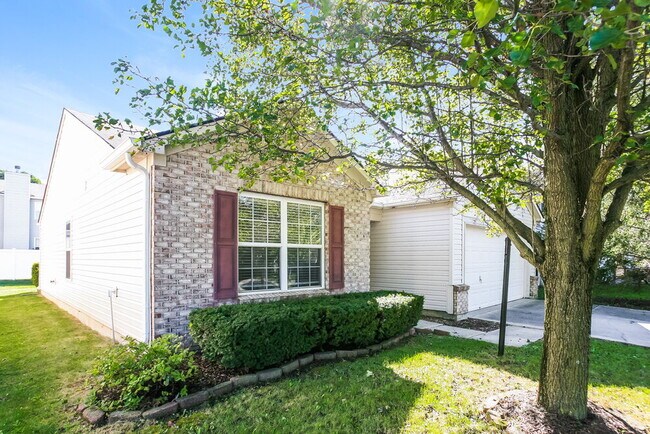 Foto del edificio - 12344 Deerview Dr