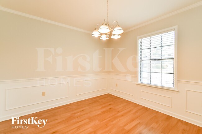 Foto del edificio - 7357 Doncaster Ln