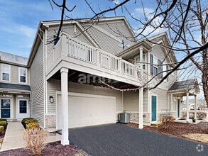 Building Photo - 606 Wildwood Ln
