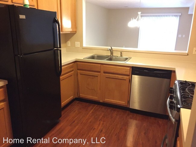 Building Photo - 3 br, 2.5 bath House - 1788 Grand Court NE