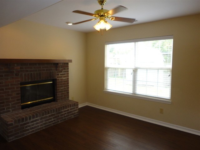 Building Photo - 5123 Milhouse Rd