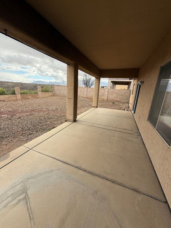 Foto del edificio - 1315 Paso Robles Ave