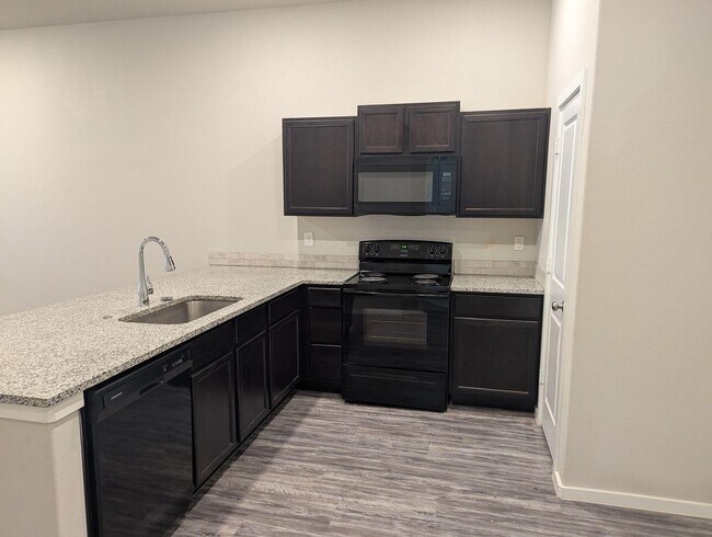 Foto del edificio - 1628 133rd St