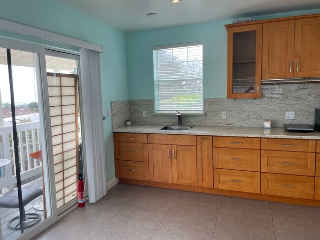 Building Photo - Adorable 1 bedroom 1 bath Apt/In Law Unit ...