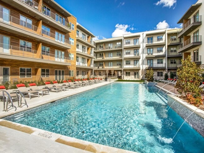 Bluffs at Midway Hollow apartments — community photo - Bluffs at Midway Hollow