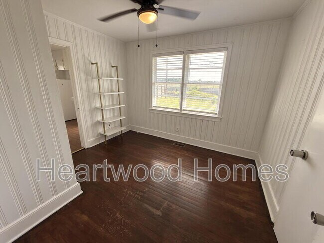 Foto del edificio - 3708 Hydrangea St