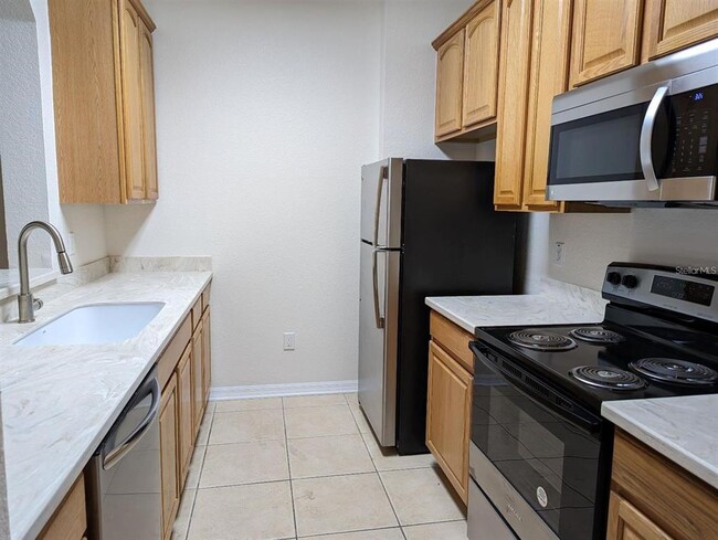 Building Photo - 1355 Venezia Ct