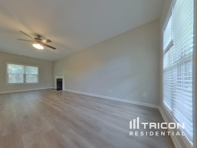 Foto del edificio - 103 Andrews Ct