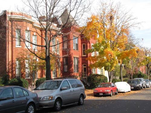 Primary Photo - 215 9th St SE