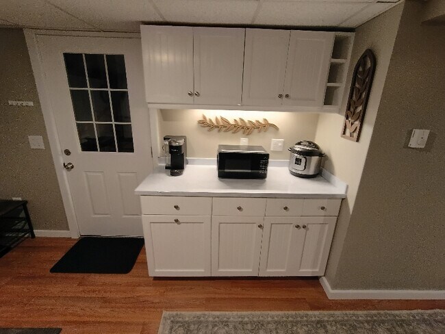 Building Photo - 27 Claulise Ln