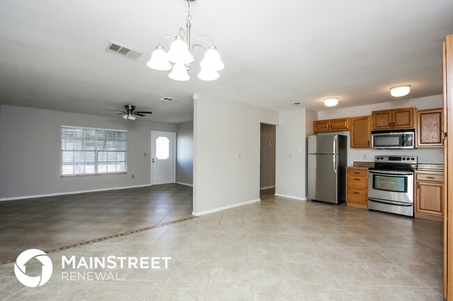 Foto del edificio - 2680 Roxbury Cir