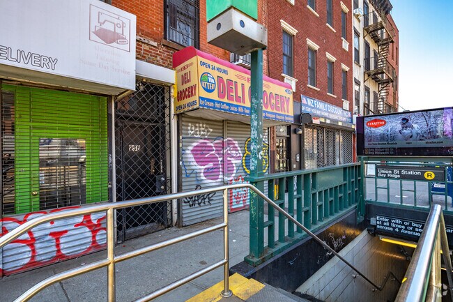 Foto del edificio - 230 4th Ave