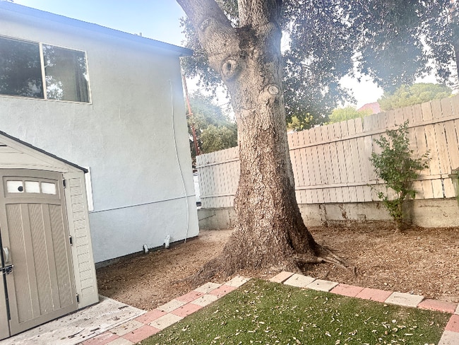 Building Photo - 7802 Apperson St