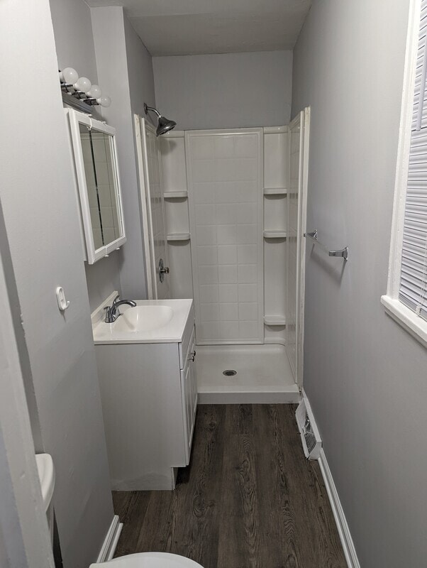 Photo - 105 Rhodes St Apartment