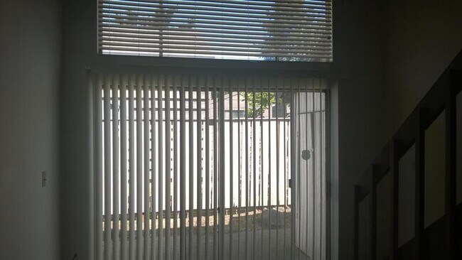 Foto del edificio - 2 SW 119th St