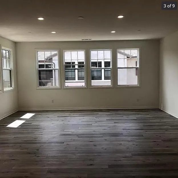 Foto del edificio - 5431 Tree Farm Ln