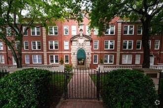 Building Photo - 2840 Peachtree Rd NE