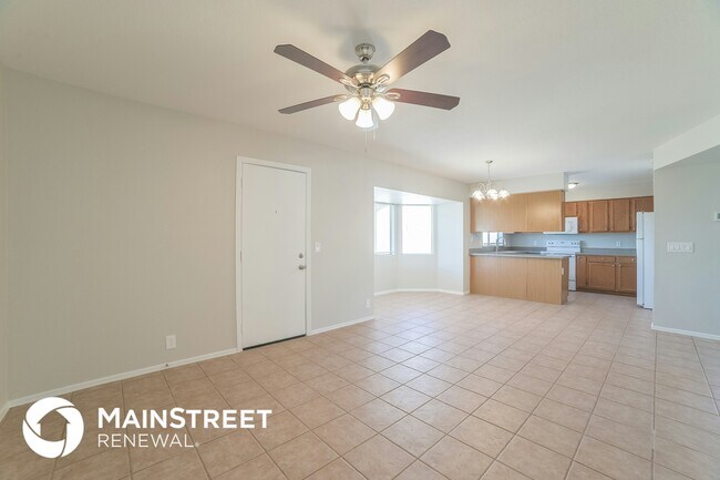 Building Photo - 5212 N 73rd Ln
