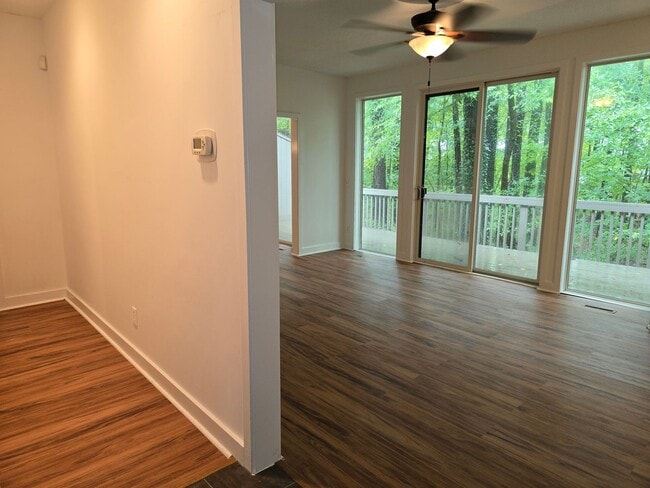 Building Photo - Multigenerational or Grad Student Living! Spacious One-Story End Unit in Prime Location on 54