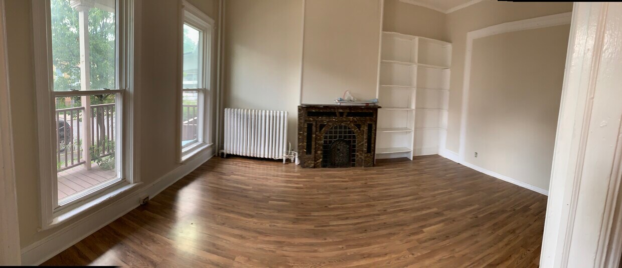 Foto del edificio - 452 Hudson Ave