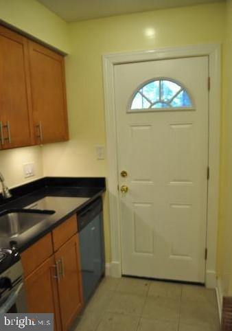 Foto del edificio - 2926 M St SE