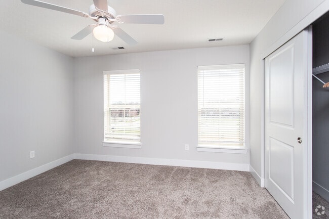 2BR, 2.5BA - 1,210 SF - Stansbury Town - LC Gahanna