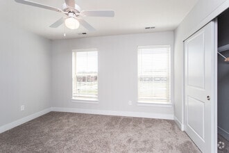 2BR, 2.5BA - 1,210 SF - Stansbury Town - LC Gahanna