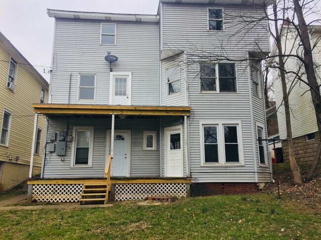 Foto del edificio - 814 Clifton St