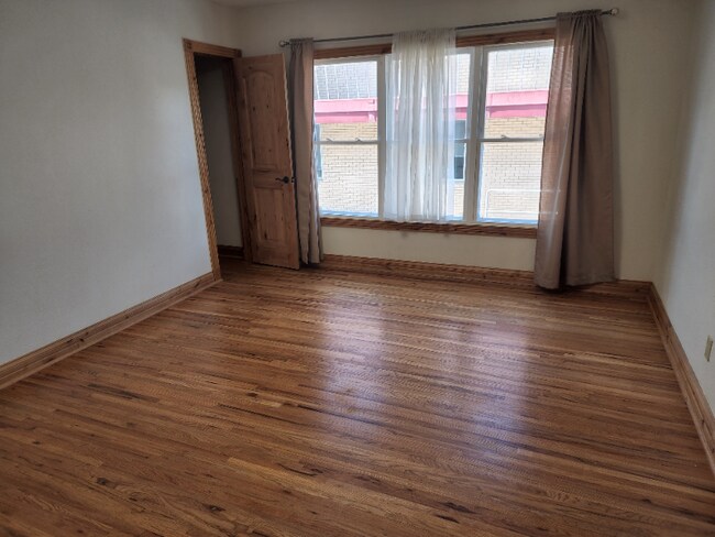 Foto del edificio - 1634 S College Ave