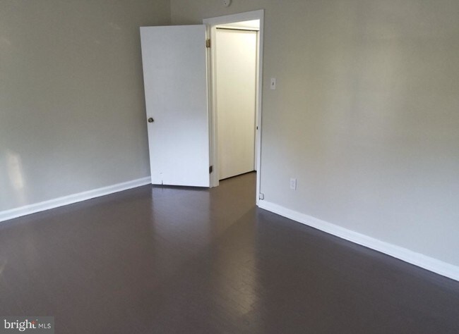 Foto del edificio - 439 Sandy St
