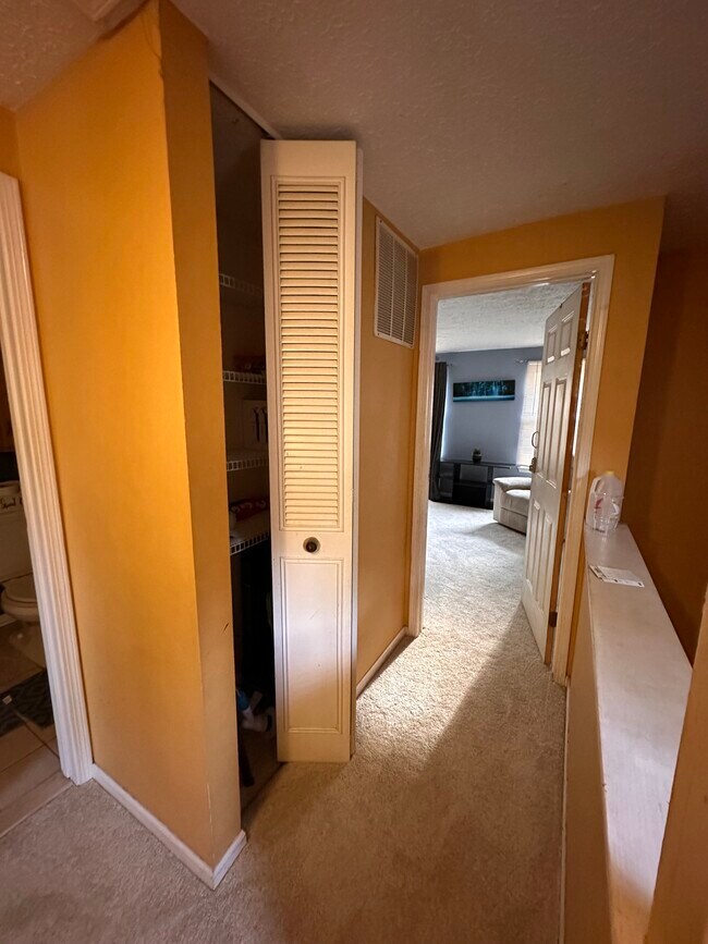 Foto del edificio - 7 Woodland Ct