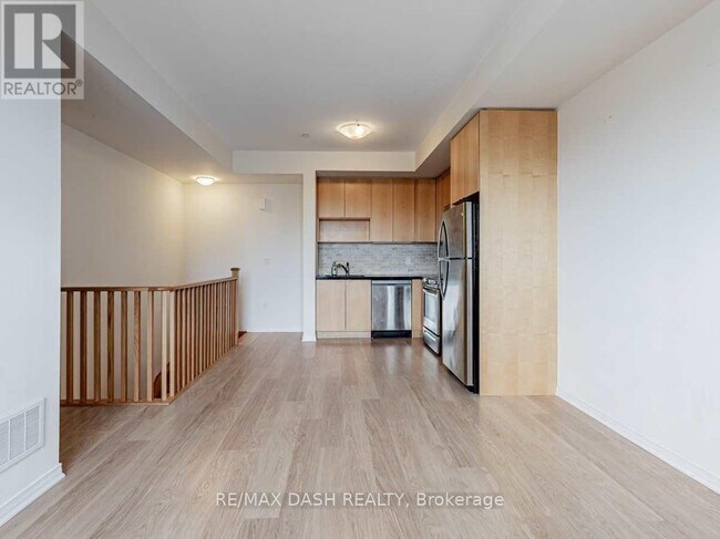 Photo du bâtiment - 1110 Briar Hill Ave