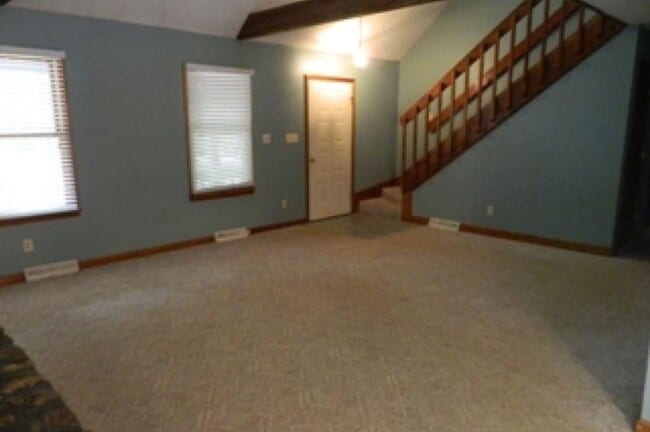 Building Photo - 215 Jefferson Woods Dr