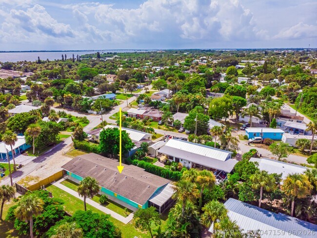 Foto del edificio - 2546 NE Hickory Ave