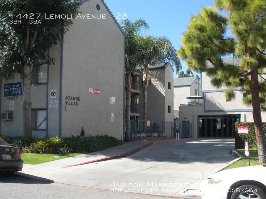 14427 Lemoli Ave Unit 28, Hawthorne, CA 90250 Apartment for Rent in Hawthorne, CA