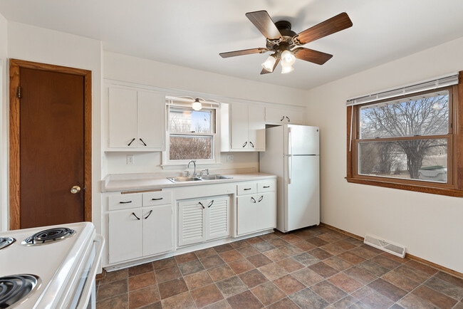 Foto del edificio - 3622 S 77th St