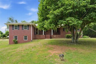 Building Photo - 128 McNeal Rd