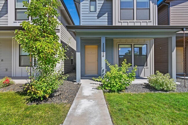 Front - 11154 W Ustick Rd