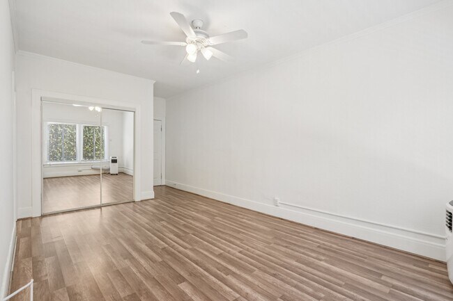 Building Photo - Cahuenga Apartments