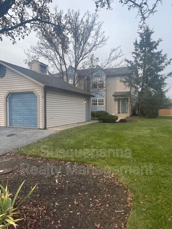 Foto del edificio - 68 Shady Ln