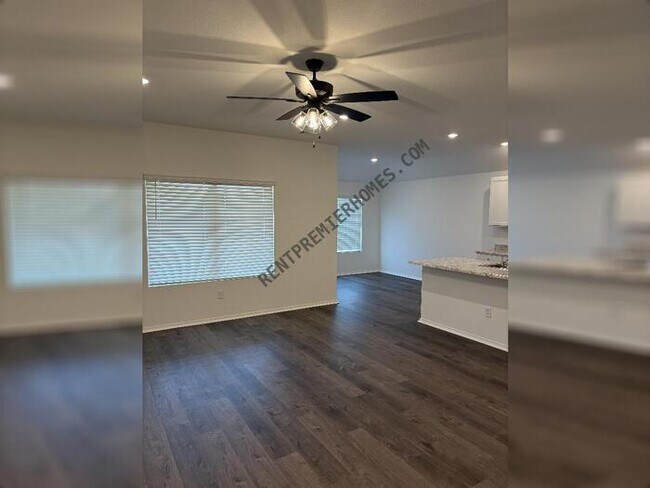 Foto del edificio - 102 Powder River Dr