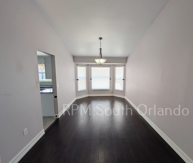 Building Photo - 3-bedroom 2-bath home in Meadow Woods