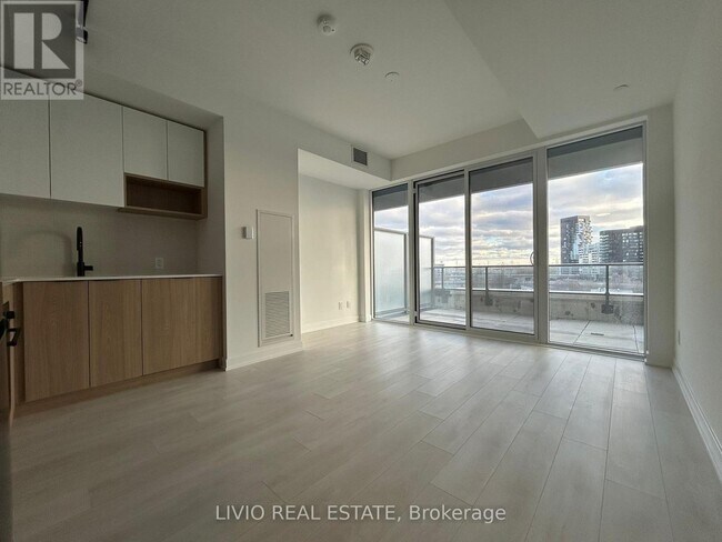 Building Photo - 5 Defries St