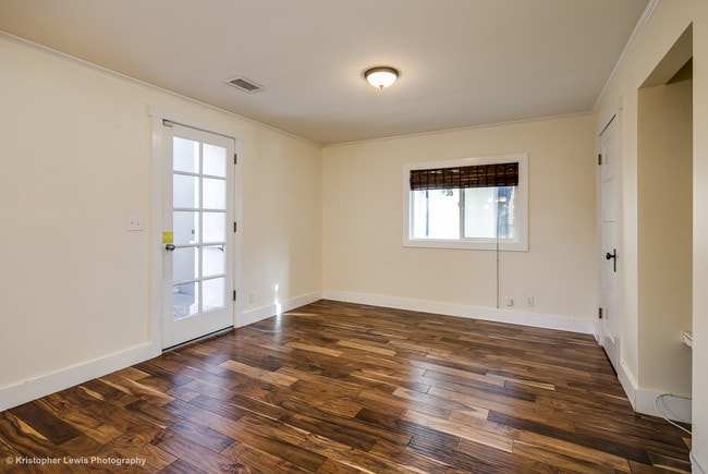 Living Room - 2361 Josephine S St