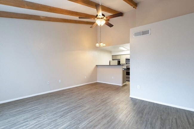 Interior Photo - Lion Tempe Apartments