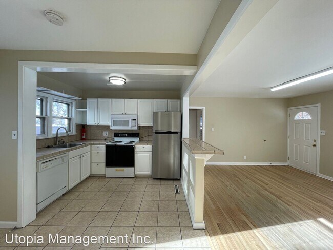 Foto del edificio - 3 br, 2 bath House - 1430 Hillside Drive