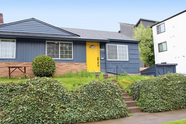 Foto del edificio - 5535-5535 SE 17th Ave